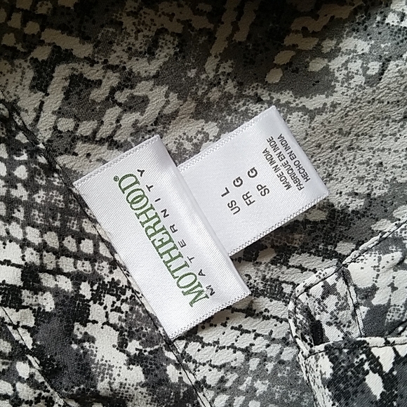 Motherhood Maternity Snakeskin Print Button Down Light Weight Dress L - Picture 6 of 9